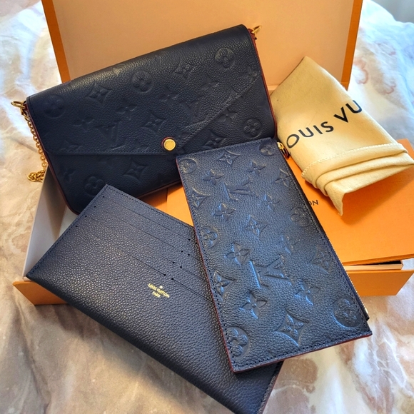 Felicie Pochette - Picture 1 of 9